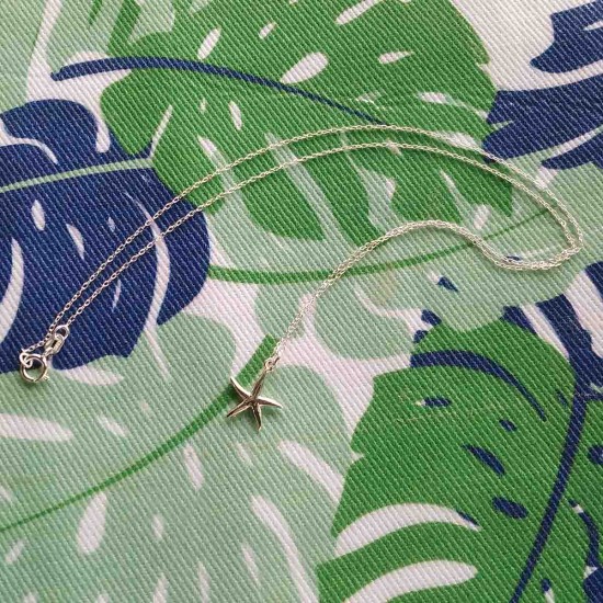 Starfish Pendant | Silver Necklace