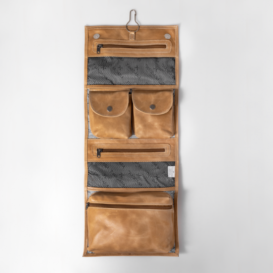 Roll Up Toiletry | Leather